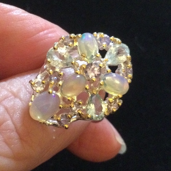 Genuine Natural Opal & Tanzanite Ring - Picture 9 of 11